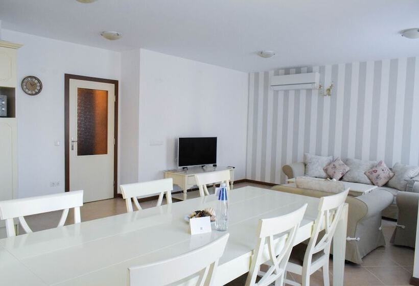 آپارتمان 2 خوابه با بالکن, Oasis Resort Lozenets