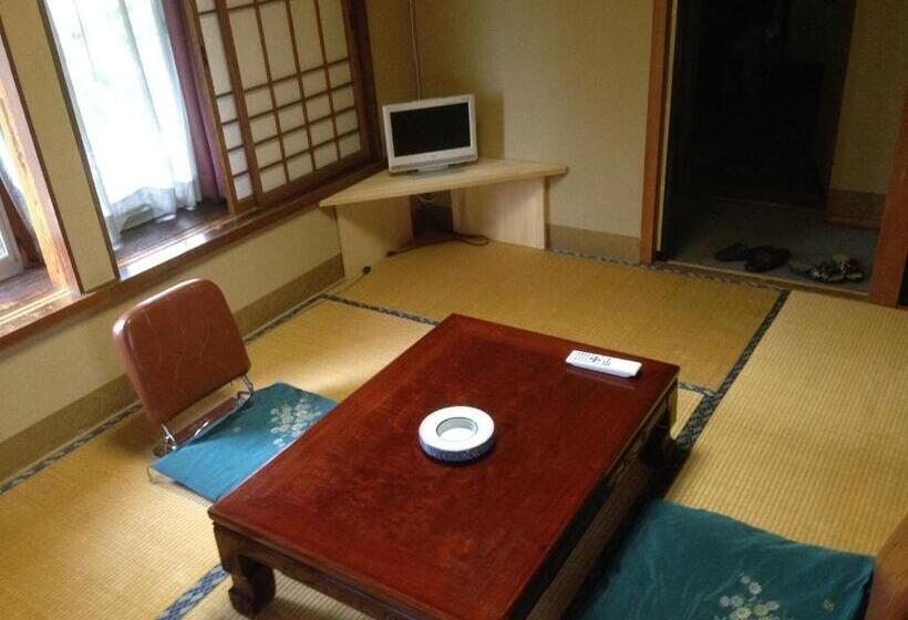 Номер Стандарт, Chuokan Shimizuya Ryokan