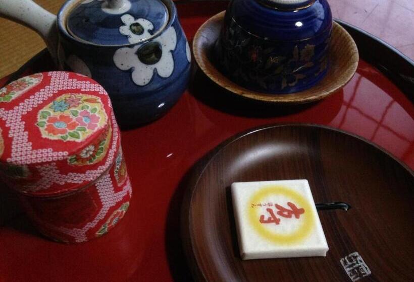 Четырехместный Номер Стандарт, Chuokan Shimizuya Ryokan