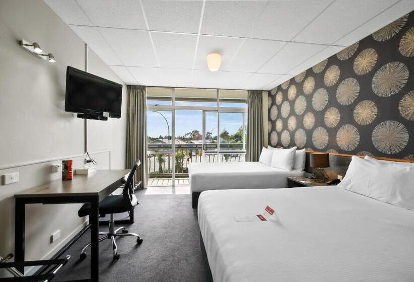 스탠다드 룸, Heartland Ambassador Hotel Hamilton