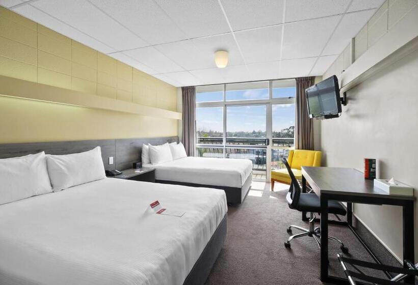 수피리어 룸, Heartland Ambassador Hotel Hamilton