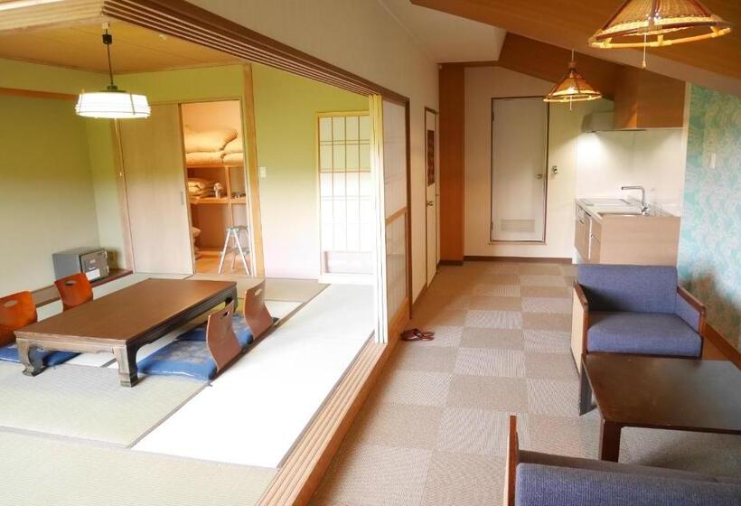 Студио Стандарт Вид на Горы, K S House Hokkaido  Asahidake Onsen Hostel