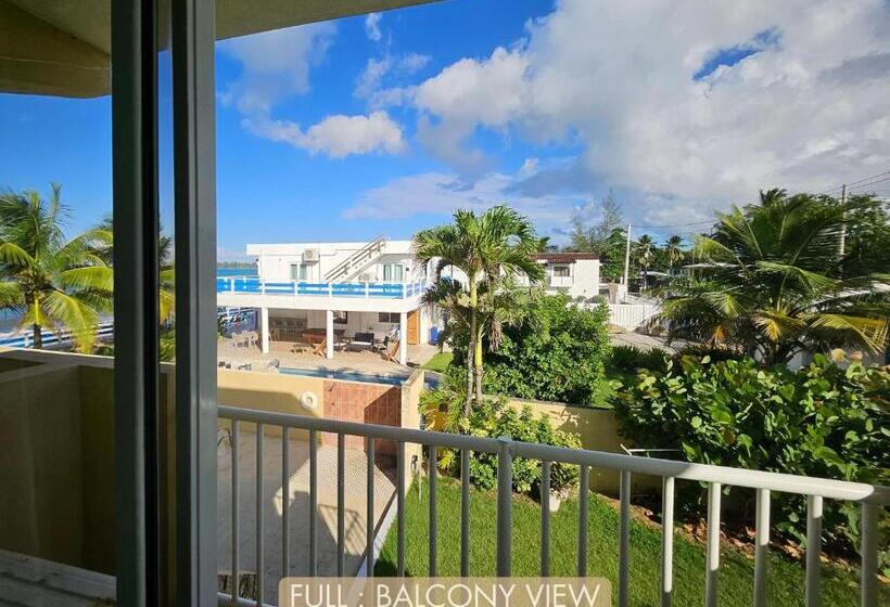 اتاق لوکس با بالکن و چشم‌انداز دریا, Selva Boutique Hotel   Luquillo Oceanfront Retreat   Adults Only
