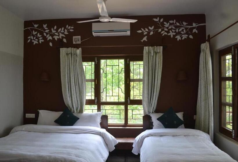 اتاق استاندارد, River View Jungle Camp