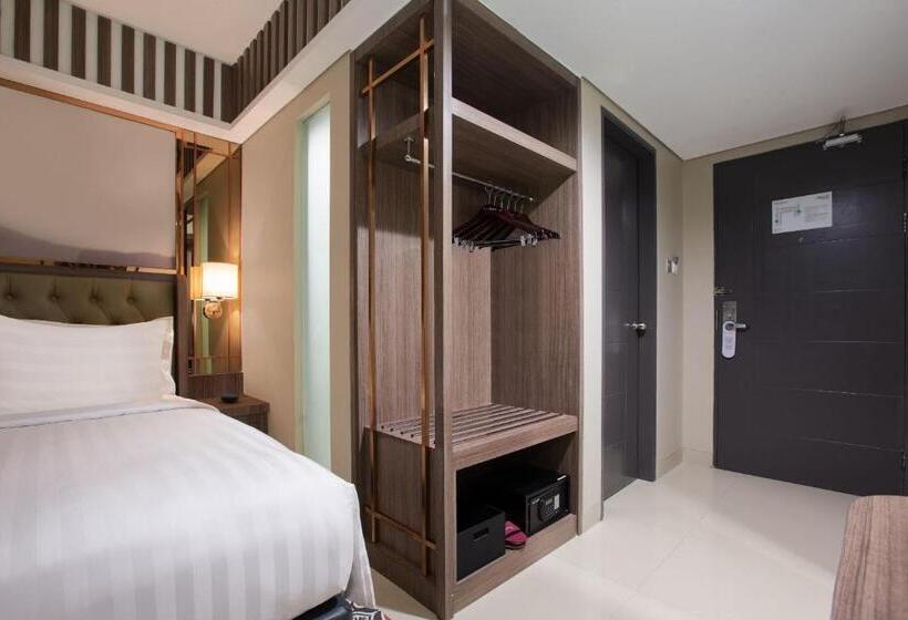 Номер Стандарт, The Alana Hotel & Conference Center Malioboro Yogyakarta By Aston