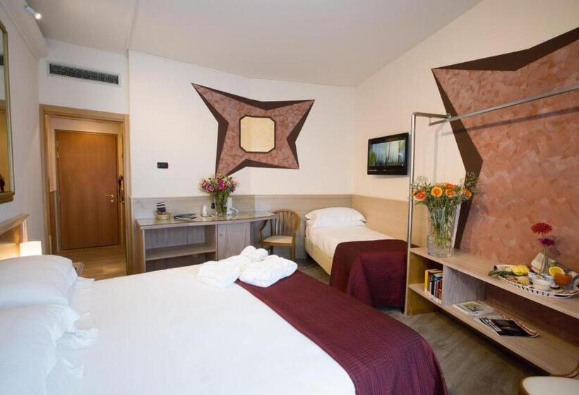 اتاق استاندارد سه نفره, Ih Hotels Milano St. John