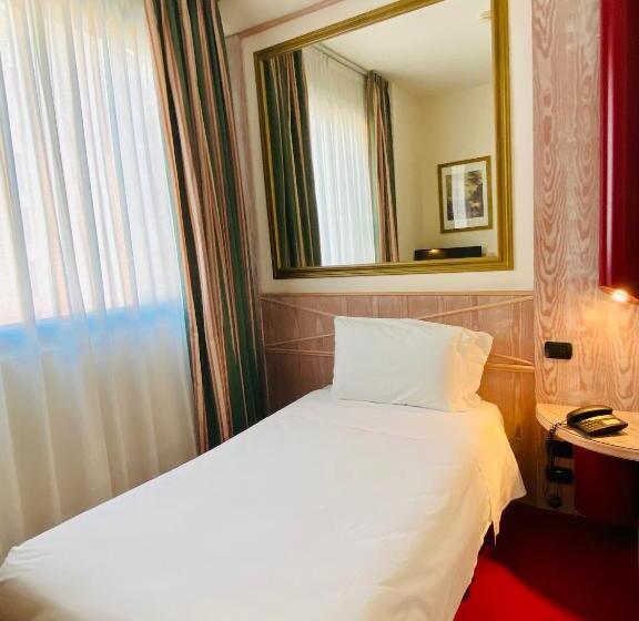 اتاق استاندارد یک تخته برای معلولان, Ih Hotels Milano St. John