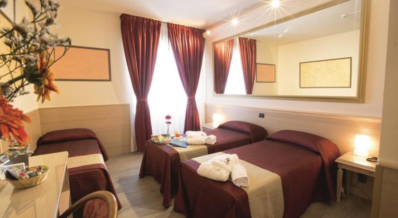 اتاق استاندارد سه نفره, Ih Hotels Milano St. John
