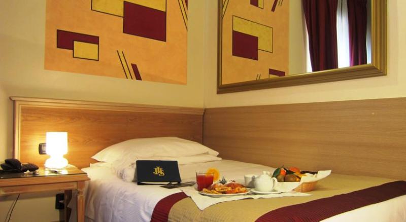 اتاق استاندارد یک نفره, Ih Hotels Milano St. John