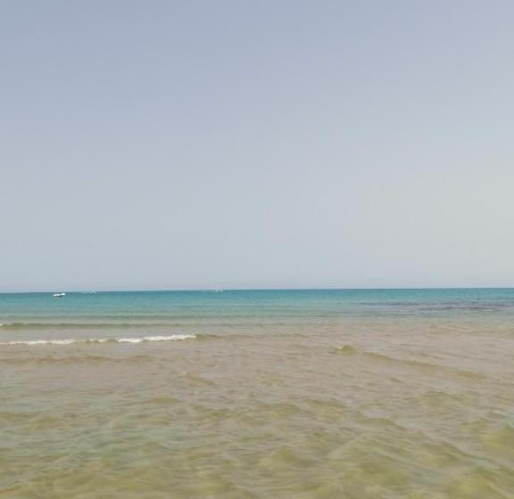 Номер Стандарт, Al Faro
