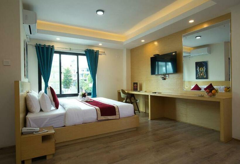 اتاق لوکس, Grand View