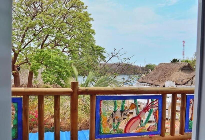 اتاق سوپریور, Isla Lizamar