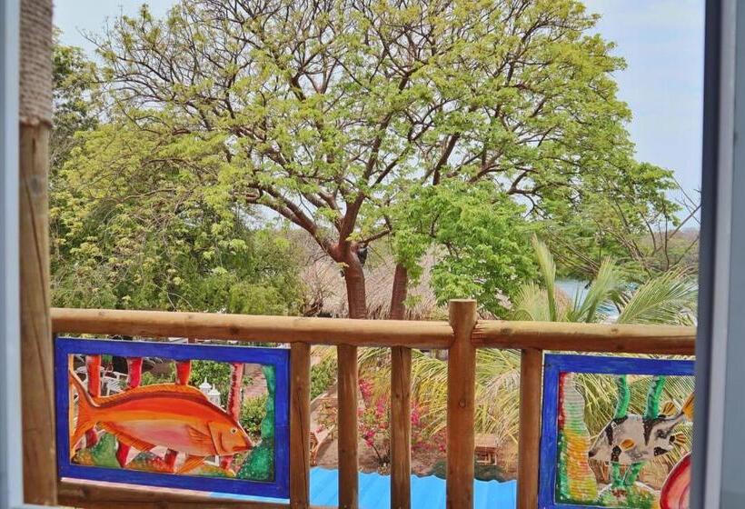 اتاق سوپریور, Isla Lizamar