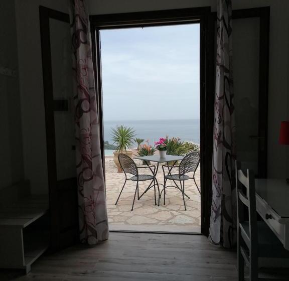 Номер Deluxe Вид на Море, Antica Cascina Del Golfo