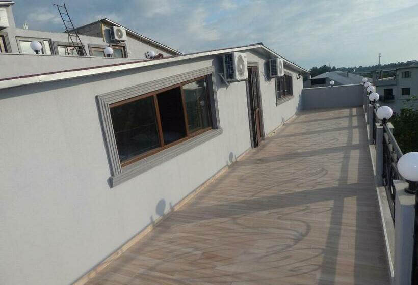 اتاق استاندارد, My House