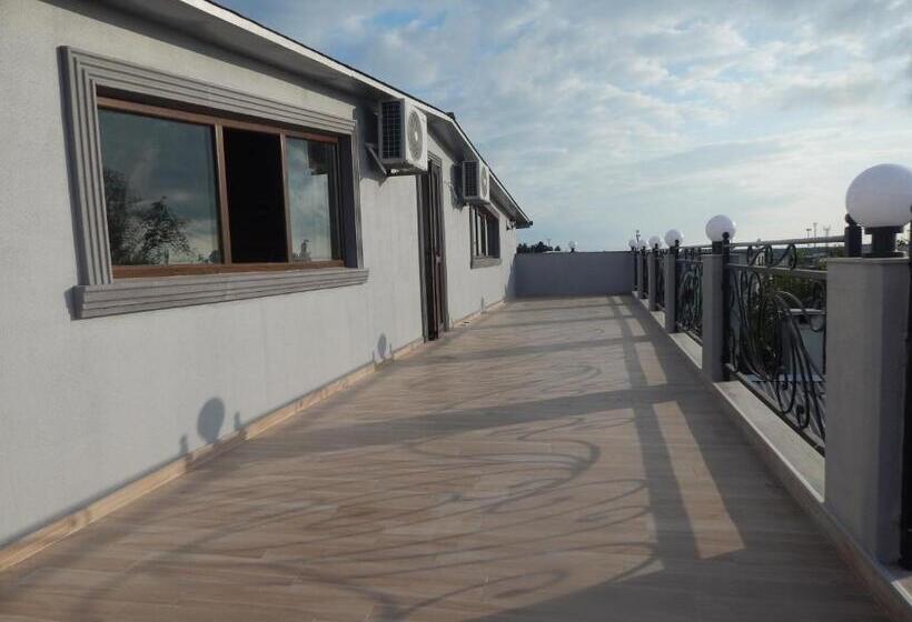 اتاق استاندارد با تراس, My House