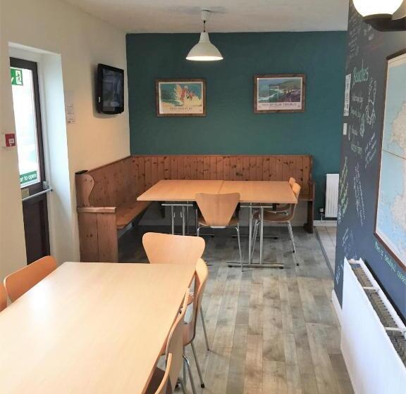 Дом 3 Спальни, Newgale Lodge