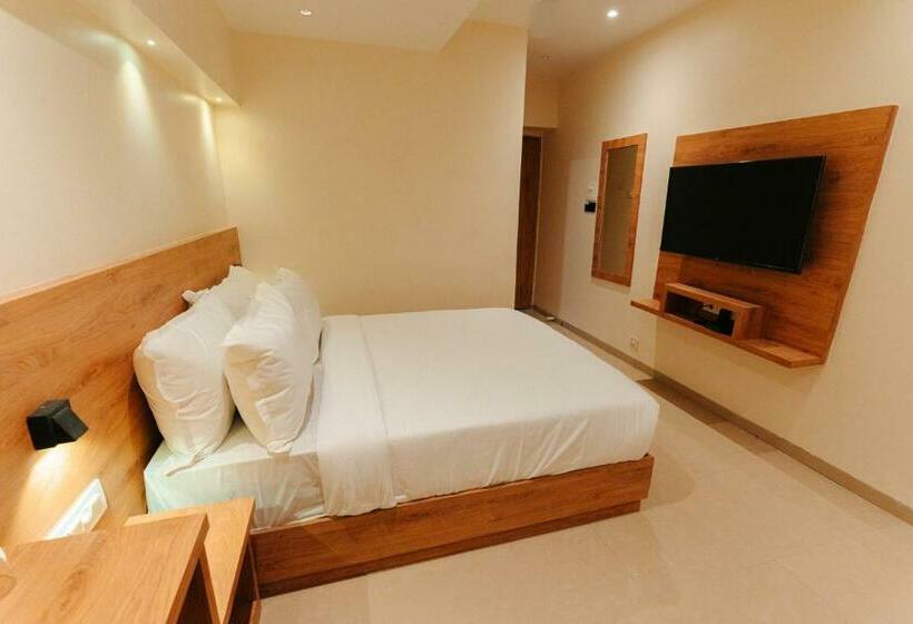 Quarto Clássico, Arnna Hotel   Goregaon