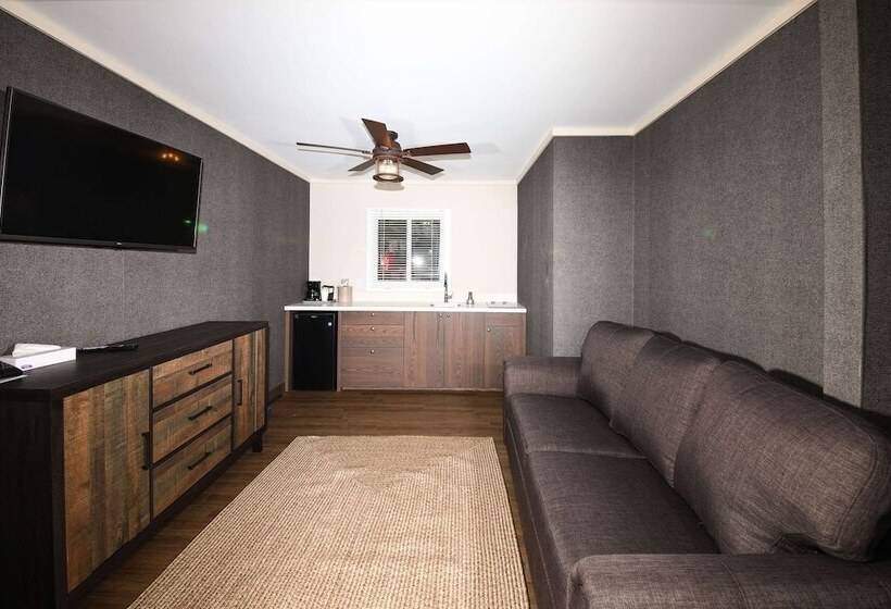 Люкс, Bayview Wildwood Resort, Ascend Hotel Collection