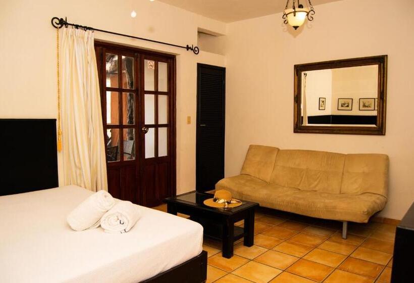 Városra Néző Suite, Siesta Fiesta Hotel Adults Only   5th Avenue