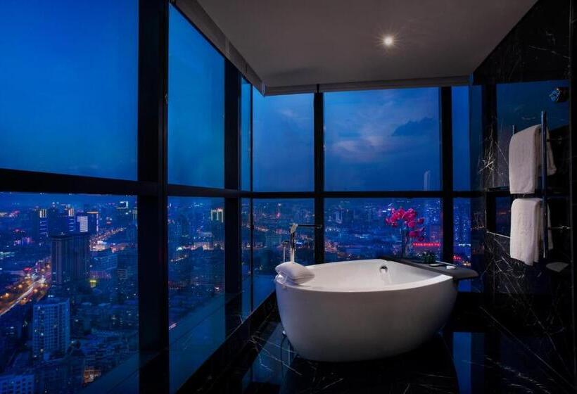 Люкс Престиж, Sofitel Kunming