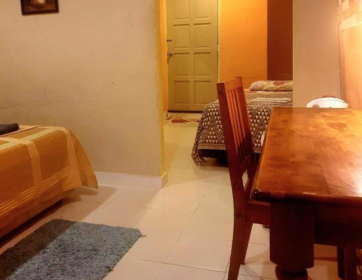 اتاق سوپریور سه تخته, The Cottage Langkawi
