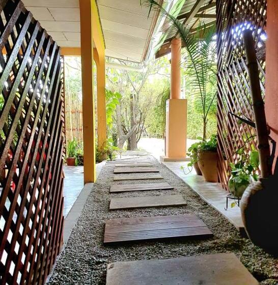 اتاق سوپریور سه تخته, The Cottage Langkawi
