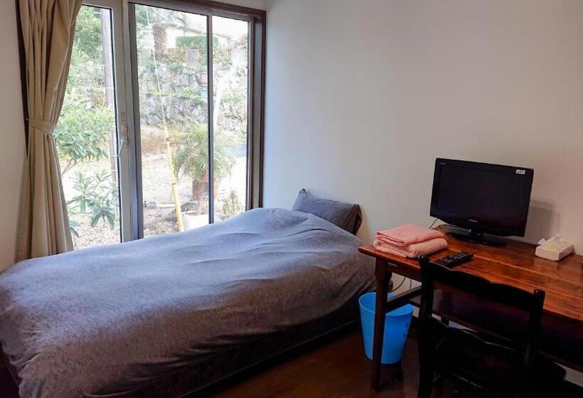 اتاق استاندارد یک تخته با سرویس بهداشتی مشترک, Lilac Hotels And Resort
