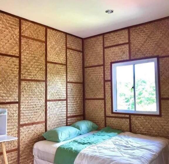 Номер Стандарт, Chompunud House589 ชมพูนุชเฮ้าส์589