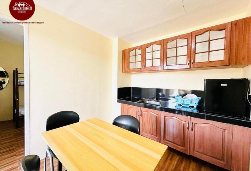 اتاق استاندارد چهارنفره با بالکن, Zukiya Residences Baguio