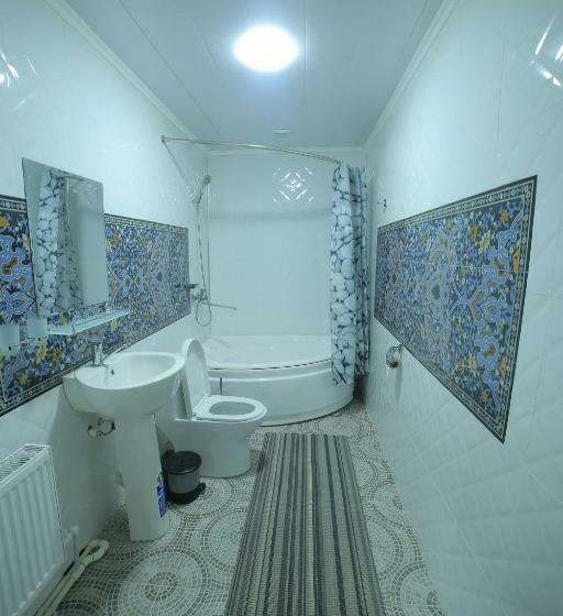 اتاق استاندارد سه نفره, Dolon B&b