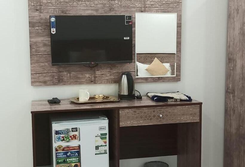 اتاق خانوادگی, شقق سما سول المخدومة