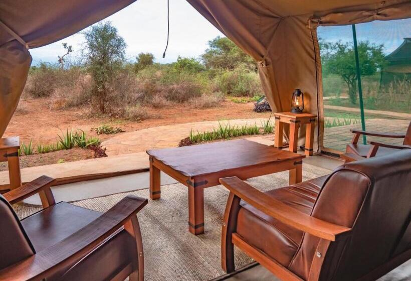 اتاق خانوادگی با چشم‌انداز کوه, Tulia Amboseli Safari Camp