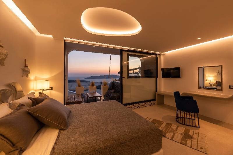 Deluxe Suite Sea View, Day Dream Luxury Suites
