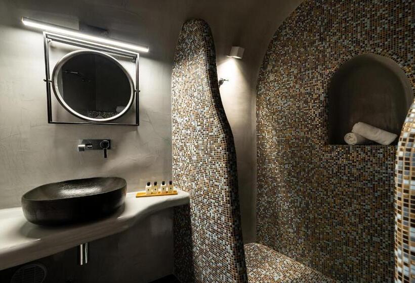 سوئیت با وان آب گرم, Day Dream Luxury Suites