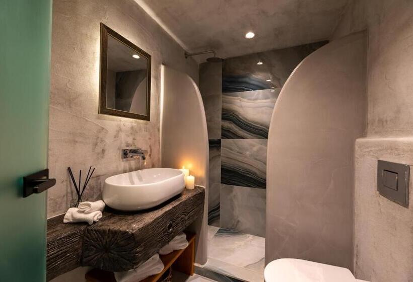 سوییت جونیور با چشم‌انداز دریا, Day Dream Luxury Suites