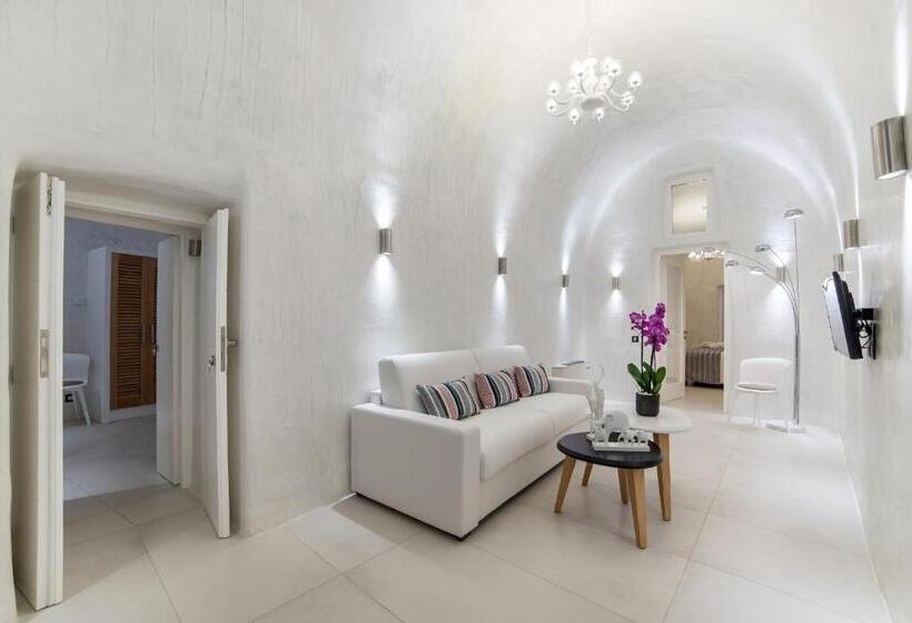 سوئیت با وان آب گرم, Day Dream Luxury Suites