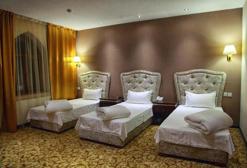 Номер Стандарт Трехместный, Emirhan