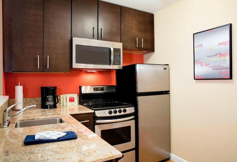Люкс 2 Спальни, Towneplace Suites Orlando At Flamingo Crossings® Town Center/western Entrance
