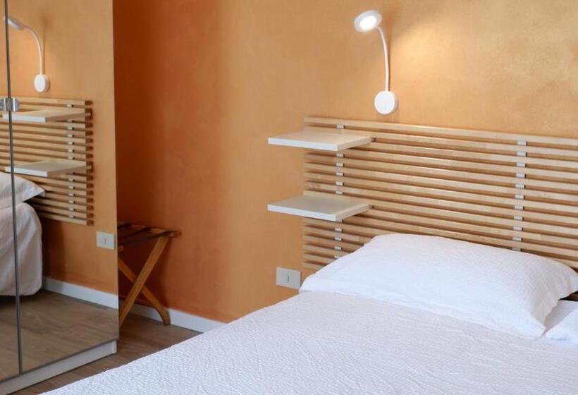 Quarto Triplo Estandar com Sacada, Venezuela