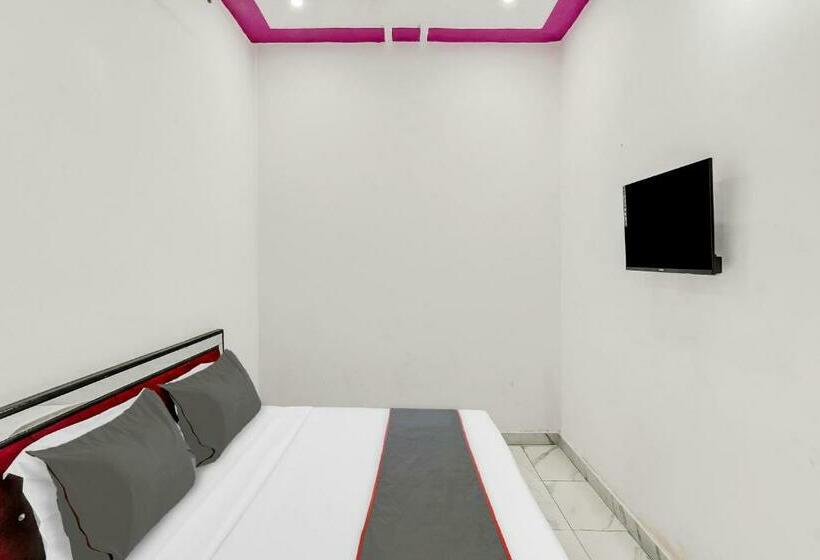 Трехместный Номер Классика, Collection O Hotel Golden Moon