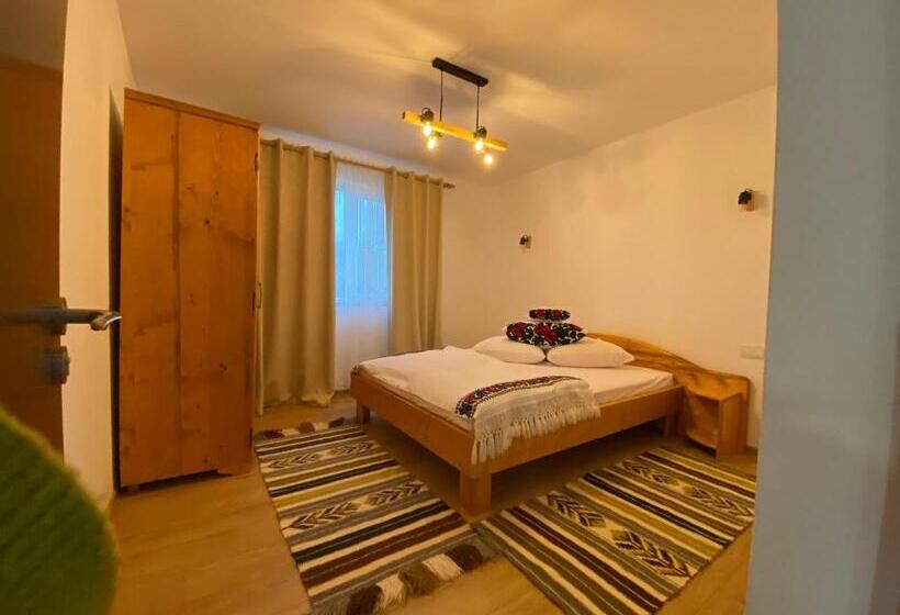 Номер Deluxe, Casa Din Deal
