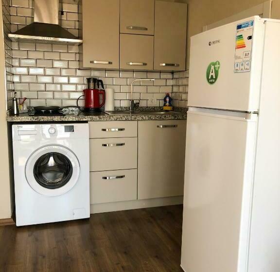 דירת חדר נוף לים, Pinna Home