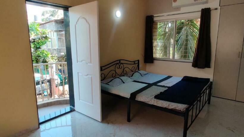 Номер Deluxe с Балконом, Shree Swami Samarth Resort