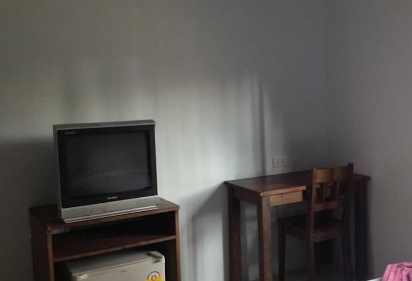 Quarto Estandar, Baan Busaba