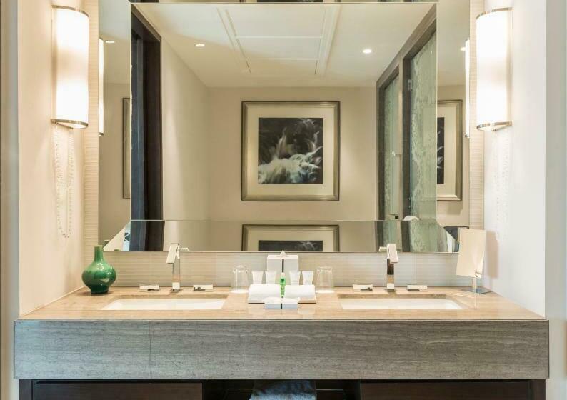 سوئیت با تخت بزرگ, Hilton Dubai Al Habtoor City
