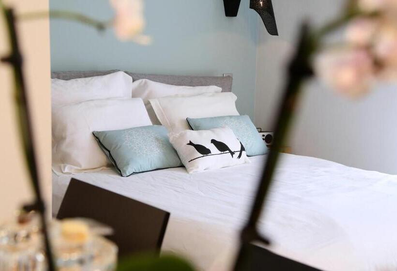 Quarto Classe Business, Domaine Rampale