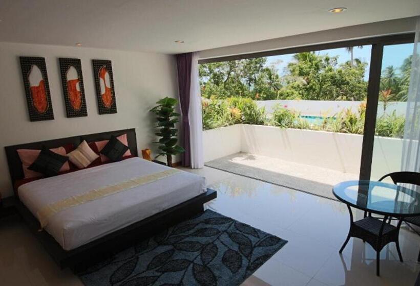 プールビュースタンダードステューディオ, Tropical Sea View Residence