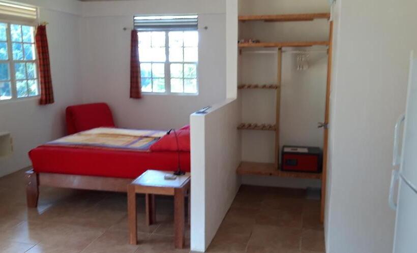 استودیوی استاندارد, Mango Garden Cottages