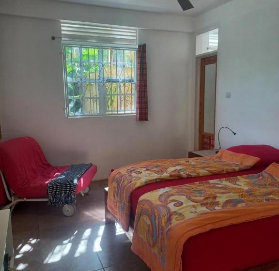استودیوی استاندارد با چشم‌انداز دریا, Mango Garden Cottages